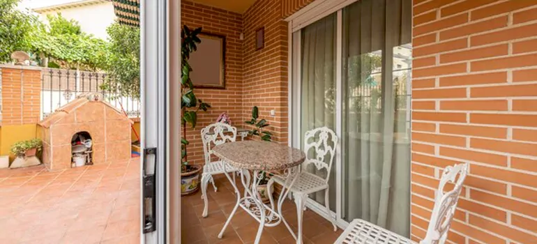 Adding Porch Enclosures To Your Home in Coquitlam, British Columbia