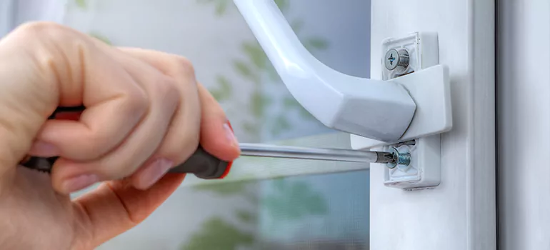 Window Crack Repair in Summit View, BC
